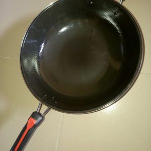 Light weight frying pan